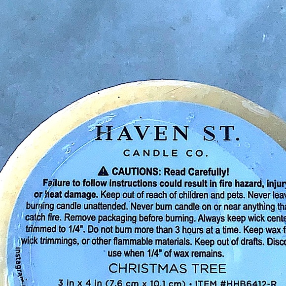 HAVEN STREET CANDLE CHRISTMAS TREE WINTER SCENTED - Picture 4 of 4